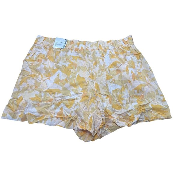 Nine West Womens Mid Rise XL Rayon Shorts Yellow Leaf Print - Picture 2 of 9